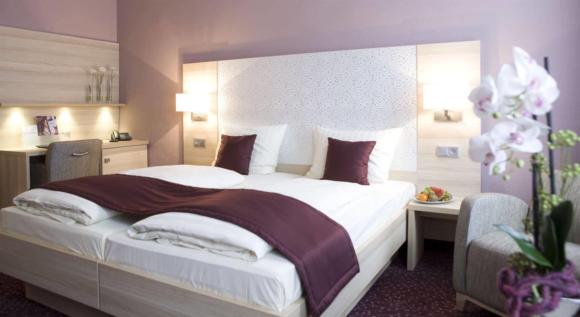 Ringhotel Nassau-Oranien Hadamar ภายนอก รูปภาพ